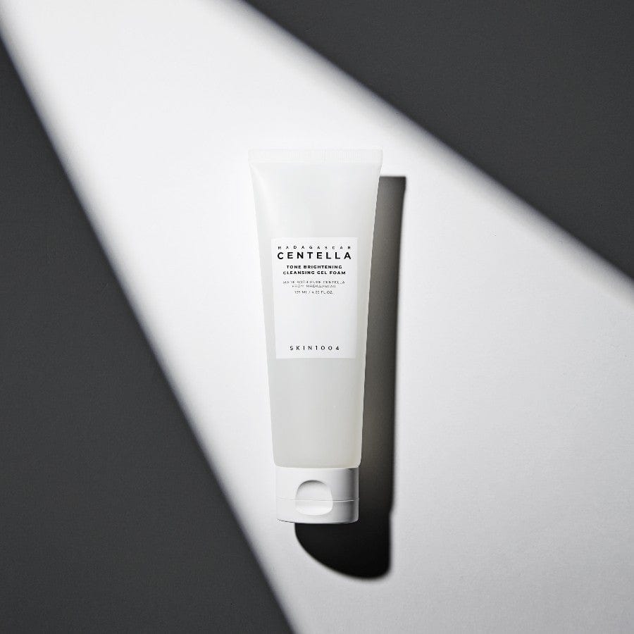 Tube de la mousse nettoyante SKIN1004 Tone Brightening Cleansing Gel Foam